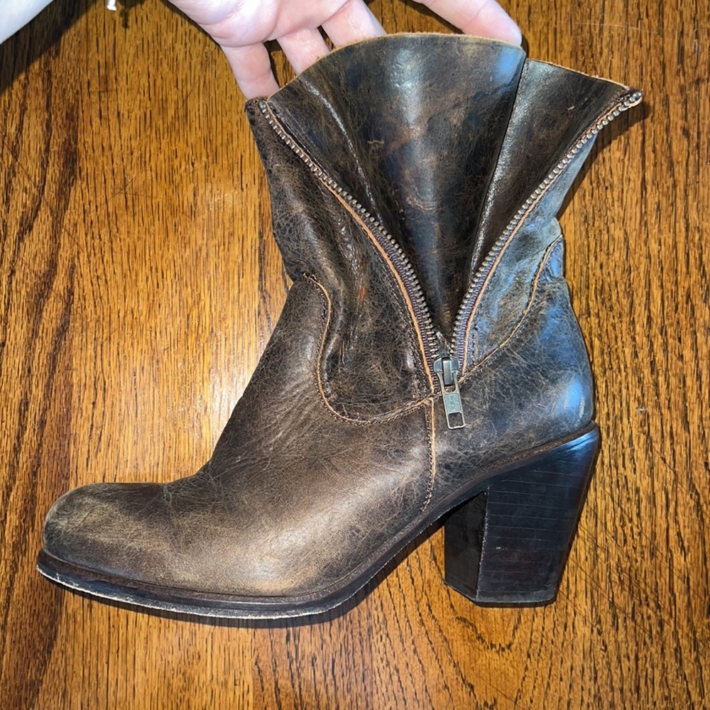 🌿Corral Booties - Picture 4 of 7